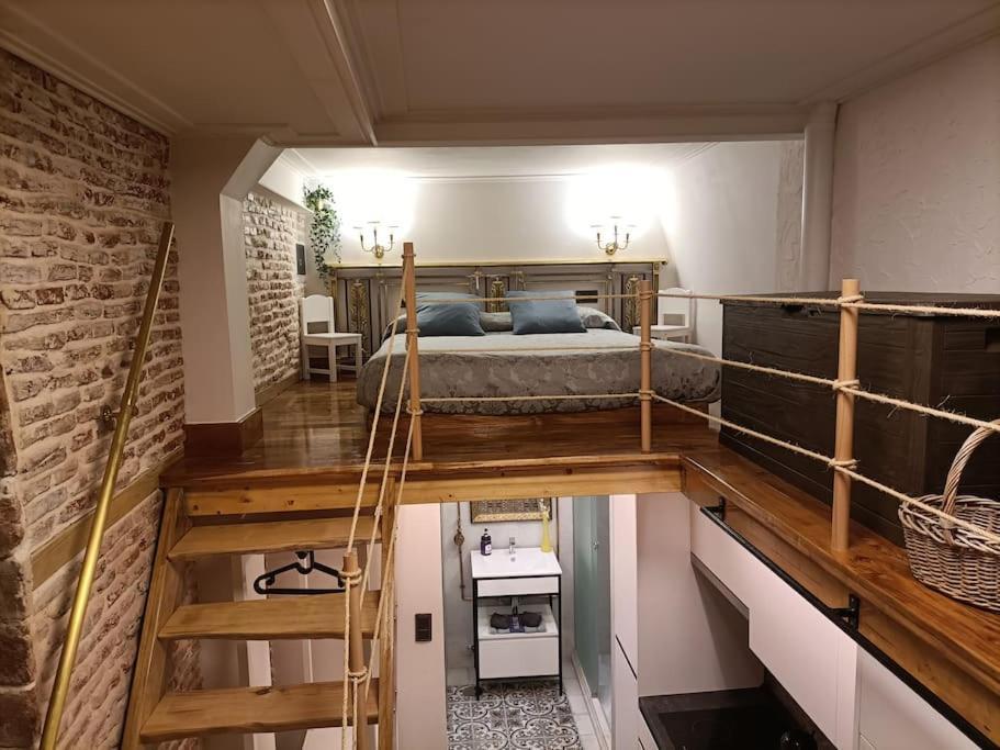 Refuge In Madrid Apartment Exterior photo